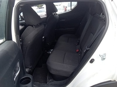 Toyota C-HR 1.8 125H Active 90 kW (122 CV) 9 Toyota C-HR 1.8 125H Active 90 kW (122 CV) 9