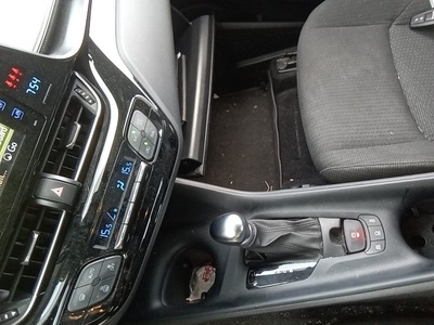 Toyota C-HR 1.8 125H Active 90 kW (122 CV) 13 Toyota C-HR 1.8 125H Active 90 kW (122 CV) 13