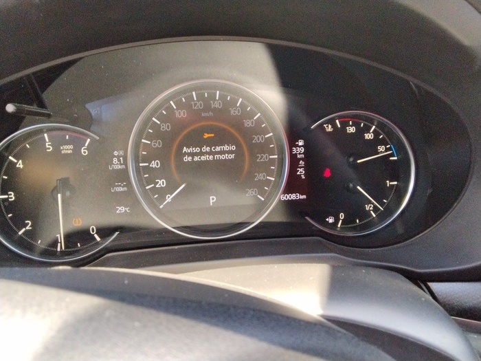 Mazda CX-5 2.2 DE Homura AT 135 kW (184 CV) Vehículo usado en Madrid Mazda CX-5 2.2 DE Homura AT 135 kW (184 CV) Vehículo usado en Madrid