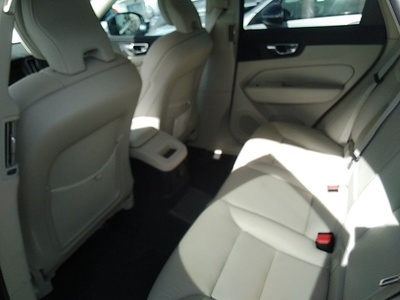 Volvo XC60 T6 Recharge Inscription Expression AWD Auto 257 kW (350 CV) 15 Volvo XC60 T6 Recharge Inscription Expression AWD Auto 257 kW (350 CV) 15