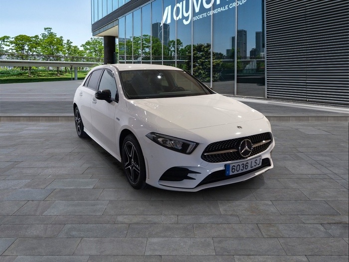 Mercedes-Benz Clase A 250 e 160 kW (218 CV) Vehículo usado en Madrid Mercedes-Benz Clase A 250 e 160 kW (218 CV) Vehículo usado en Madrid