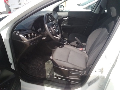 Fiat Tipo 1.6 Multijet Pop Business 88 kW (120 CV) 7 Fiat Tipo 1.6 Multijet Pop Business 88 kW (120 CV) 7
