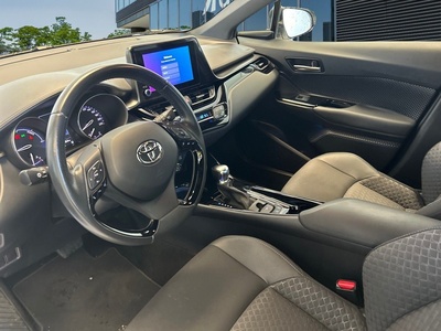 Toyota C-HR 1.8 125H Advance 90 kW (122 CV) 7 Toyota C-HR 1.8 125H Advance 90 kW (122 CV) 7