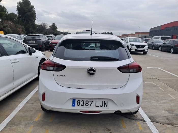 Opel Corsa 1.2 XEL Edition 55 kW (75 CV) Vehículo usado en Madrid Opel Corsa 1.2 XEL Edition 55 kW (75 CV) Vehículo usado en Madrid