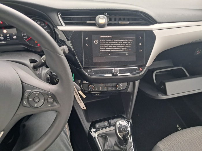 Opel Corsa 1.2 XEL Edition 55 kW (75 CV) Vehículo usado en Madrid Opel Corsa 1.2 XEL Edition 55 kW (75 CV) Vehículo usado en Madrid