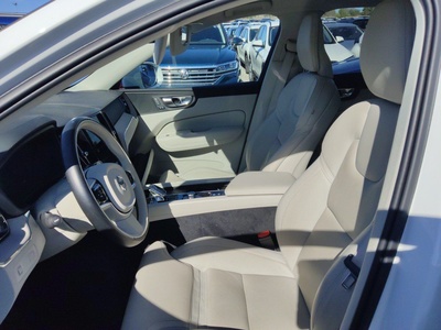 Volvo XC60 B4 D Inscription Auto 145 kW (197 CV) 13 Volvo XC60 B4 D Inscription Auto 145 kW (197 CV) 13