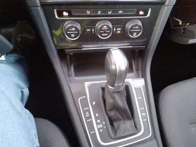 Volkswagen Golf Advance 1.6 TDI 85 kW (115 CV) DSG 15 Volkswagen Golf Advance 1.6 TDI 85 kW (115 CV) DSG 15