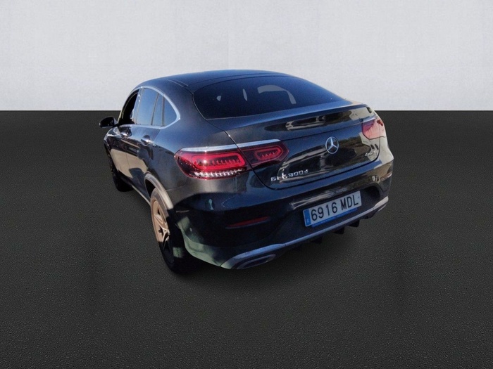 Mercedes-Benz GLC Coupé 300 d 4Matic 180 kW (245 CV) Vehículo usado en Madrid Mercedes-Benz GLC Coupé 300 d 4Matic 180 kW (245 CV) Vehículo usado en Madrid