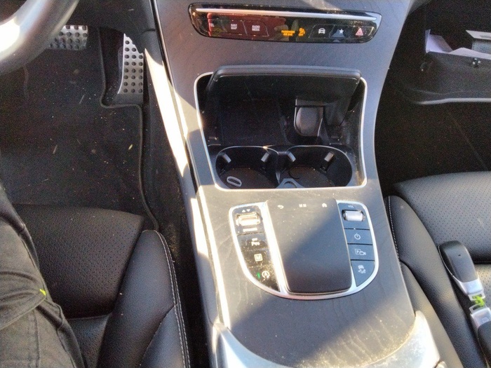 Mercedes-Benz GLC Coupé 300 d 4Matic 180 kW (245 CV) Vehículo usado en Madrid Mercedes-Benz GLC Coupé 300 d 4Matic 180 kW (245 CV) Vehículo usado en Madrid