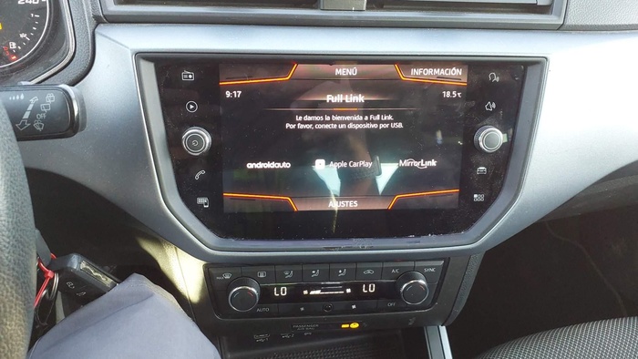 SEAT Arona 1.6 TDI Ecomotive Style 70 kW (95 CV) Vehículo usado en Madrid SEAT Arona 1.6 TDI Ecomotive Style 70 kW (95 CV) Vehículo usado en Madrid