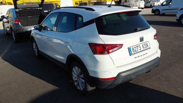 SEAT Arona 1.6 TDI Ecomotive Style 70 kW (95 CV) Vehículo usado en Madrid SEAT Arona 1.6 TDI Ecomotive Style 70 kW (95 CV) Vehículo usado en Madrid