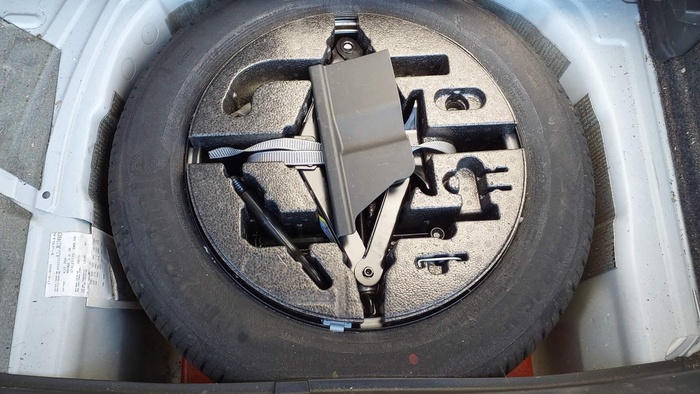 SEAT Arona 1.6 TDI Ecomotive Style 70 kW (95 CV) Vehículo usado en Madrid SEAT Arona 1.6 TDI Ecomotive Style 70 kW (95 CV) Vehículo usado en Madrid