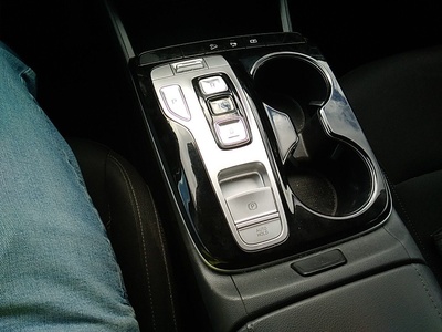 Hyundai Tucson 1.6 TGDI HEV Maxx Auto 169 kW (230 CV) 15 Hyundai Tucson 1.6 TGDI HEV Maxx Auto 169 kW (230 CV) 15