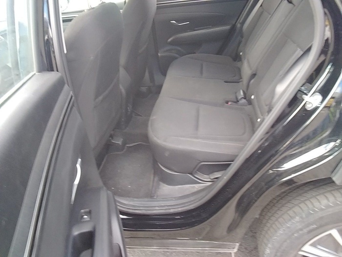 Hyundai Tucson 1.6 TGDI HEV Maxx Auto 169 kW (230 CV) Vehículo usado en Madrid Hyundai Tucson 1.6 TGDI HEV Maxx Auto 169 kW (230 CV) Vehículo usado en Madrid