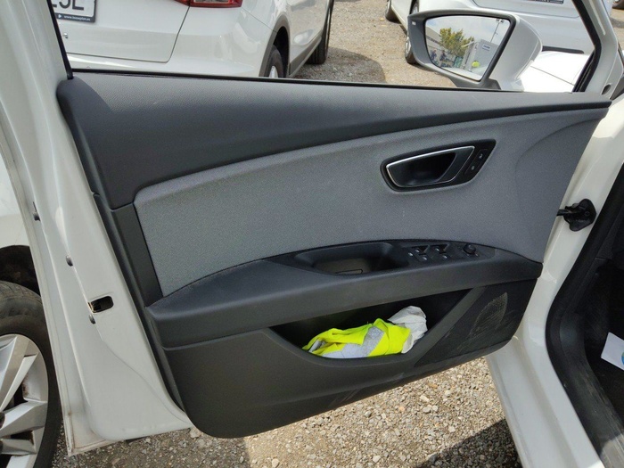 SEAT León 1.5 TGI GNC S&S Style Visio Edition 96 kW (130 CV) Vehículo usado en Madrid SEAT León 1.5 TGI GNC S&S Style Visio Edition 96 kW (130 CV) Vehículo usado en Madrid