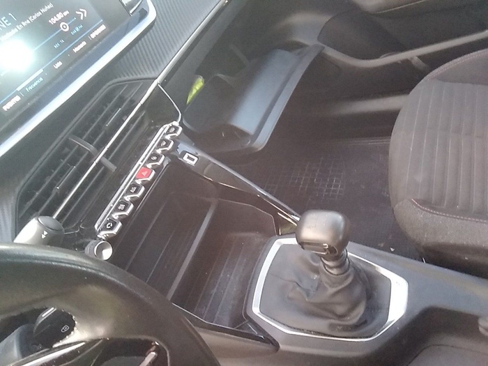 Peugeot 208 BlueHDi 100 Active 75 kW (100 CV) Vehículo usado en Madrid Peugeot 208 BlueHDi 100 Active 75 kW (100 CV) Vehículo usado en Madrid