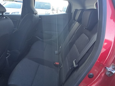 Renault Clio Intens Blue dCi 74 kW (100 CV) 10 Renault Clio Intens Blue dCi 74 kW (100 CV) 10