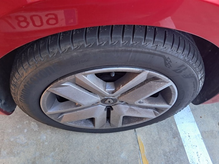 Renault Clio Intens Blue dCi 74 kW (100 CV) Vehículo usado en Madrid Renault Clio Intens Blue dCi 74 kW (100 CV) Vehículo usado en Madrid