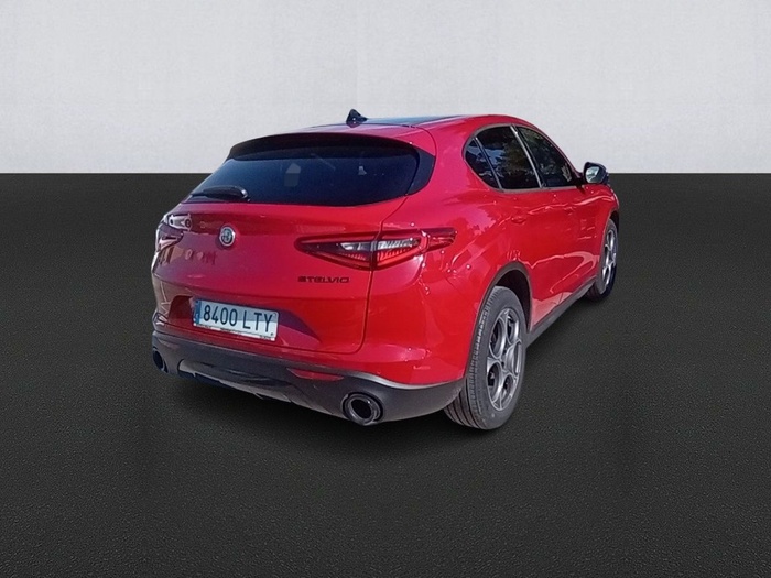 Alfa Romeo Stelvio 2.2 Diésel Sprint+ Q4 140 kW (190 CV) Vehículo usado en Madrid Alfa Romeo Stelvio 2.2 Diésel Sprint+ Q4 140 kW (190 CV) Vehículo usado en Madrid