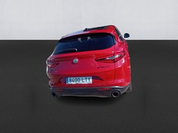 Alfa Romeo Stelvio 2.2 Diésel Sprint+ Q4 140 kW (190 CV) Vehículo usado en Madrid Alfa Romeo Stelvio 2.2 Diésel Sprint+ Q4 140 kW (190 CV) Vehículo usado en Madrid