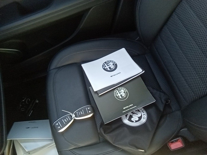 Alfa Romeo Stelvio 2.2 Diésel Sprint+ Q4 140 kW (190 CV) Vehículo usado en Madrid Alfa Romeo Stelvio 2.2 Diésel Sprint+ Q4 140 kW (190 CV) Vehículo usado en Madrid