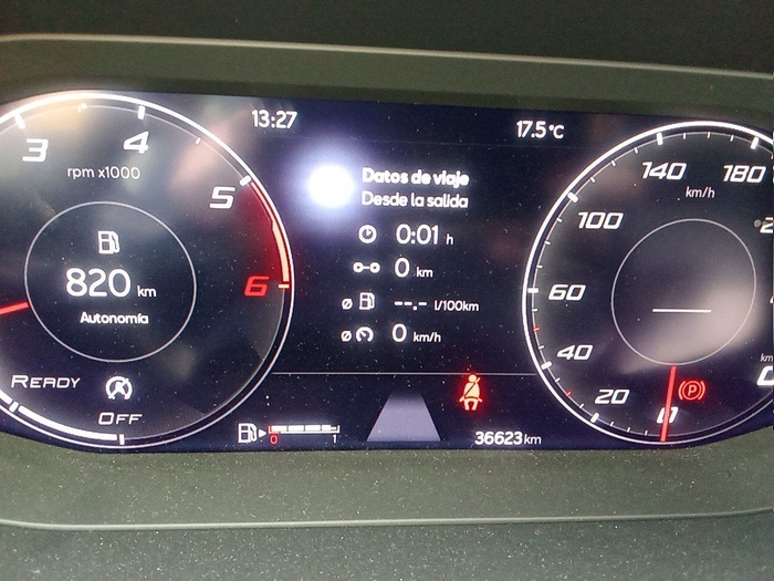 SEAT León ST 2.0 TDI Style Go 85 kW (115 CV) Vehículo usado en Madrid SEAT León ST 2.0 TDI Style Go 85 kW (115 CV) Vehículo usado en Madrid