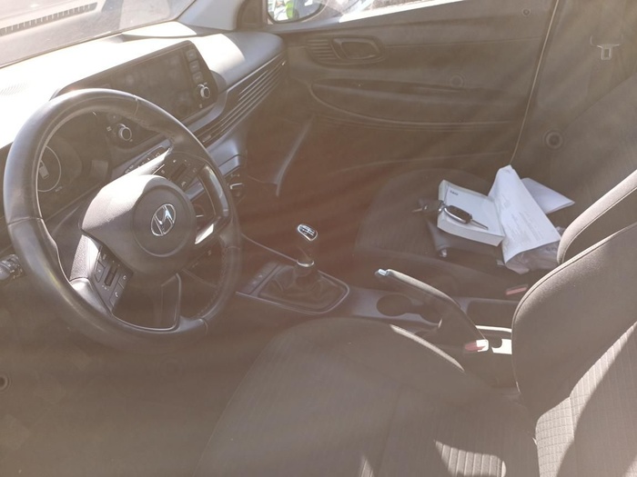 Hyundai i20 1.0 TGDI 48V Klass 74 kW (100 CV) Vehículo usado en Madrid Hyundai i20 1.0 TGDI 48V Klass 74 kW (100 CV) Vehículo usado en Madrid