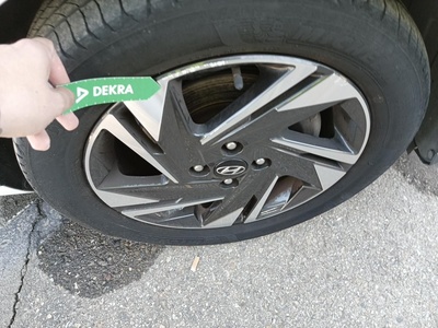 Hyundai i20 1.0 TGDI 48V Klass 74 kW (100 CV) 10 Hyundai i20 1.0 TGDI 48V Klass 74 kW (100 CV) 10