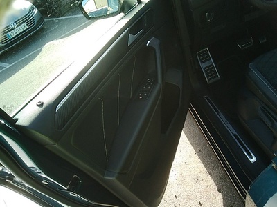 Volkswagen Tiguan R-Line 2.0 TDI 110 kW (150 CV) DSG 13 Volkswagen Tiguan R-Line 2.0 TDI 110 kW (150 CV) DSG 13