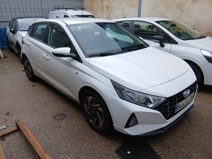 Hyundai i20 1.0 TGDI 48V Klass 74 kW (100 CV) Vehículo usado en Madrid Hyundai i20 1.0 TGDI 48V Klass 74 kW (100 CV) Vehículo usado en Madrid