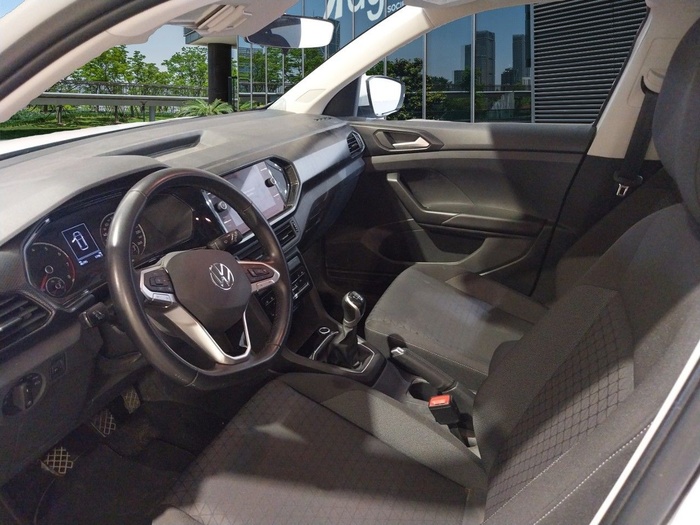 Volkswagen T-Cross Advance 1.0 TSI 81 kW (110 CV) Vehículo usado en Madrid Volkswagen T-Cross Advance 1.0 TSI 81 kW (110 CV) Vehículo usado en Madrid