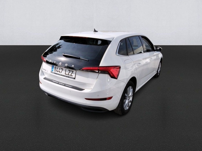 Skoda Scala 1.0 TSI Ambition 70 kW (95 CV) Vehículo usado en Madrid Skoda Scala 1.0 TSI Ambition 70 kW (95 CV) Vehículo usado en Madrid