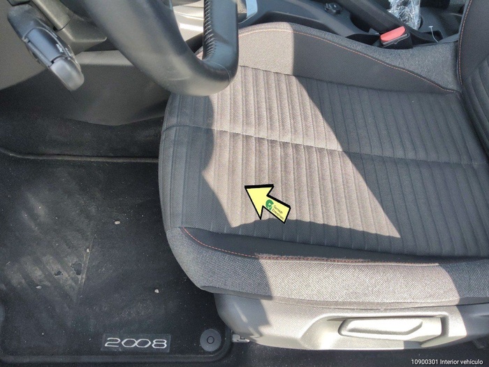 Peugeot 2008 BlueHDi 110 S&S Active 81 kW (110 CV) Vehículo usado en Madrid Peugeot 2008 BlueHDi 110 S&S Active 81 kW (110 CV) Vehículo usado en Madrid