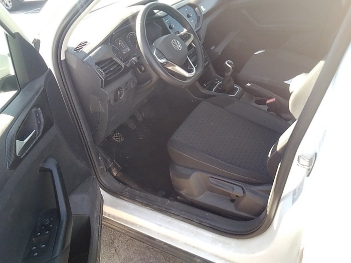 Volkswagen T-Cross Advance 1.0 TSI 81 kW (110 CV) Vehículo usado en Madrid Volkswagen T-Cross Advance 1.0 TSI 81 kW (110 CV) Vehículo usado en Madrid