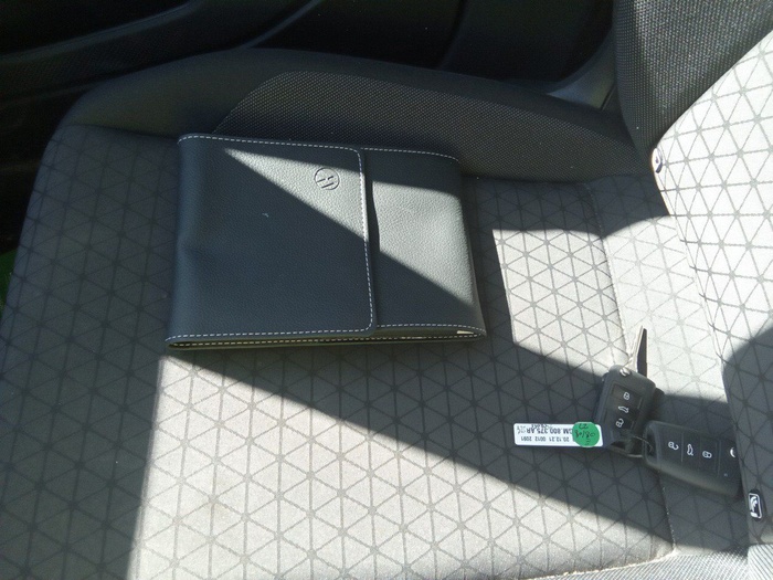 Volkswagen T-Cross Advance 1.0 TSI 81 kW (110 CV) Vehículo usado en Madrid Volkswagen T-Cross Advance 1.0 TSI 81 kW (110 CV) Vehículo usado en Madrid