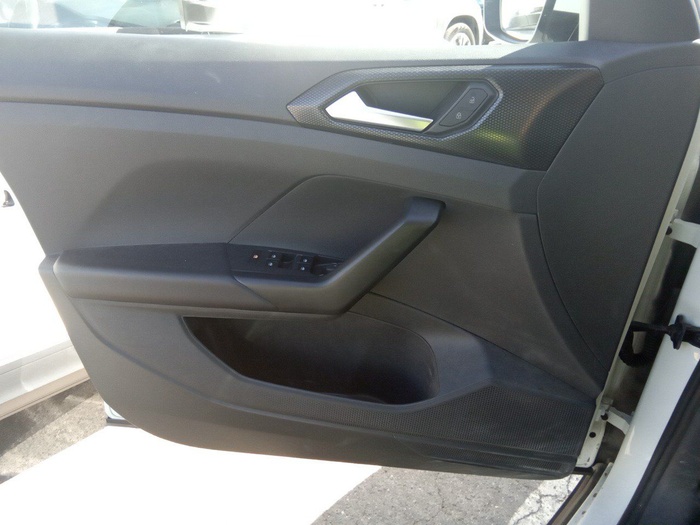 Volkswagen T-Cross Advance 1.0 TSI 81 kW (110 CV) Vehículo usado en Madrid Volkswagen T-Cross Advance 1.0 TSI 81 kW (110 CV) Vehículo usado en Madrid