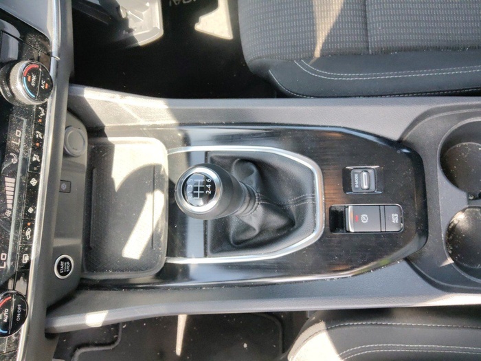 Nissan Qashqai DIG-T 140 mHEV Acenta 4x2 103 kW (140 CV) Vehículo usado en Madrid Nissan Qashqai DIG-T 140 mHEV Acenta 4x2 103 kW (140 CV) Vehículo usado en Madrid