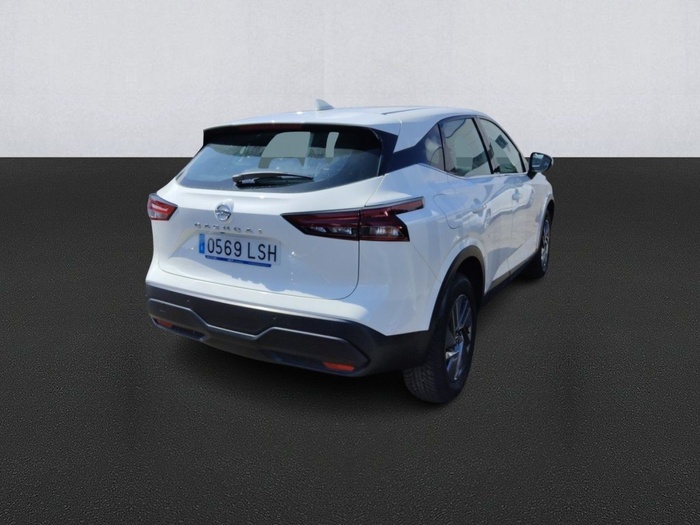 Nissan Qashqai DIG-T 140 mHEV Acenta 4x2 103 kW (140 CV) Vehículo usado en Madrid Nissan Qashqai DIG-T 140 mHEV Acenta 4x2 103 kW (140 CV) Vehículo usado en Madrid