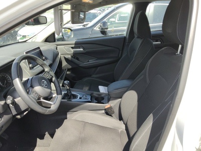 Nissan Qashqai DIG-T 140 mHEV Acenta 4x2 103 kW (140 CV) 13 Nissan Qashqai DIG-T 140 mHEV Acenta 4x2 103 kW (140 CV) 13