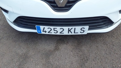 Renault Clio Business Energy dCi 55 kW (75 CV) 10 Renault Clio Business Energy dCi 55 kW (75 CV) 10