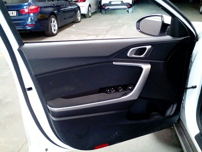 Kia XCeed 1.0 T-GDi Drive 88 kW (120 CV) 14 Kia XCeed 1.0 T-GDi Drive 88 kW (120 CV) 14