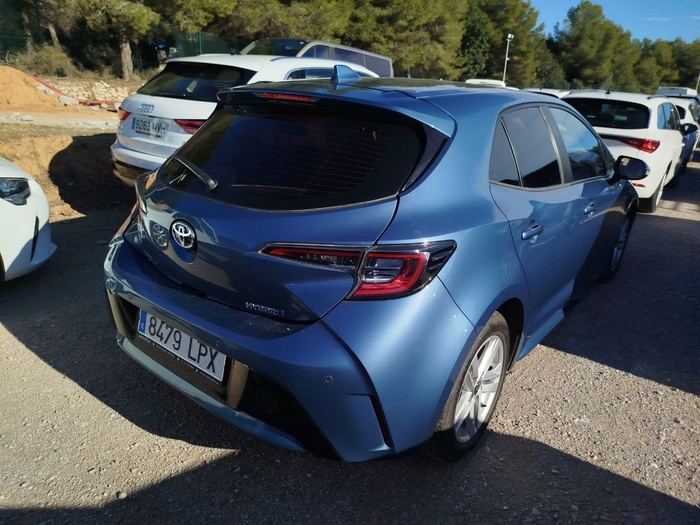Toyota Corolla 1.8 125 Híbrido Active Tech E-CVT 90 kW (122 CV) Vehículo usado en Madrid Toyota Corolla 1.8 125 Híbrido Active Tech E-CVT 90 kW (122 CV) Vehículo usado en Madrid