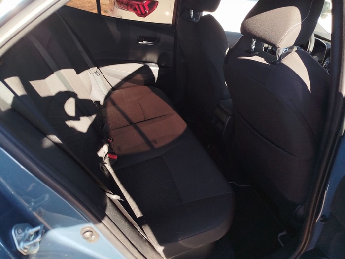 Toyota Corolla 1.8 125 Híbrido Active Tech E-CVT 90 kW (122 CV) Vehículo usado en Madrid Toyota Corolla 1.8 125 Híbrido Active Tech E-CVT 90 kW (122 CV) Vehículo usado en Madrid