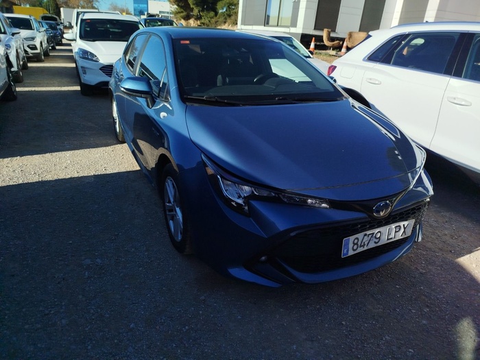 Toyota Corolla 1.8 125 Híbrido Active Tech E-CVT 90 kW (122 CV) Vehículo usado en Madrid Toyota Corolla 1.8 125 Híbrido Active Tech E-CVT 90 kW (122 CV) Vehículo usado en Madrid