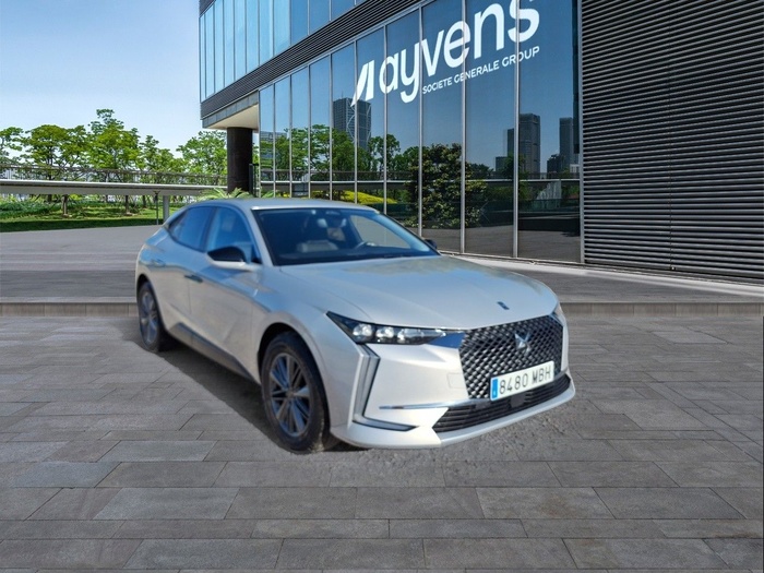 DS DS4 BlueHDi 130 Bastille + Auto 96 kW (130 CV) Vehículo usado en Madrid DS DS4 BlueHDi 130 Bastille + Auto 96 kW (130 CV) Vehículo usado en Madrid