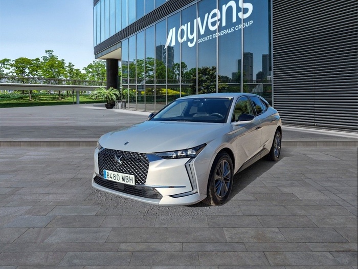 DS DS4 BlueHDi 130 Bastille + Auto 96 kW (130 CV) Vehículo usado en Madrid DS DS4 BlueHDi 130 Bastille + Auto 96 kW (130 CV) Vehículo usado en Madrid