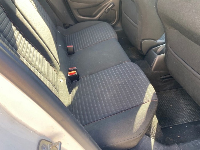 Peugeot 208 BlueHDi 100 Active 75 kW (100 CV) Vehículo usado en Madrid Peugeot 208 BlueHDi 100 Active 75 kW (100 CV) Vehículo usado en Madrid