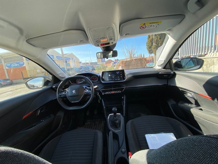 Peugeot 208 BlueHDi 100 Active 75 kW (100 CV) Vehículo usado en Madrid Peugeot 208 BlueHDi 100 Active 75 kW (100 CV) Vehículo usado en Madrid