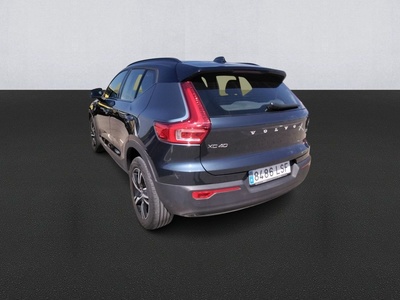 Volvo XC40 T3 R-Design 120 kW (163 CV) 6 Volvo XC40 T3 R-Design 120 kW (163 CV) 6