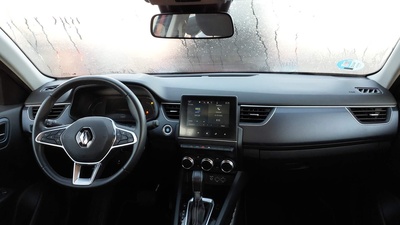 Renault Arkana Equilibre E-TECH hybrid 107 kW (145 CV) 8 Renault Arkana Equilibre E-TECH hybrid 107 kW (145 CV) 8